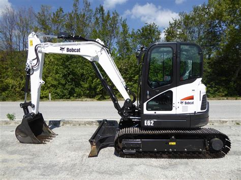 e62 mini excavator specs|Bobcat Compact Excavator (Mini Excavator) E62 .